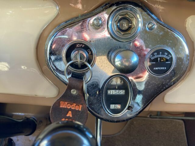 Ford Model A 1928 image number 37