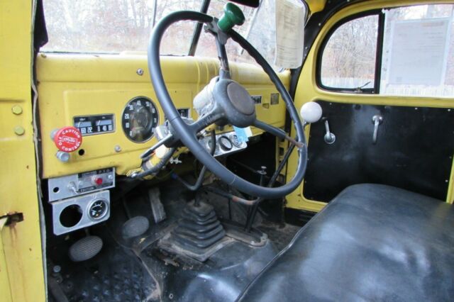 Dodge Power Wagon 1946 image number 13