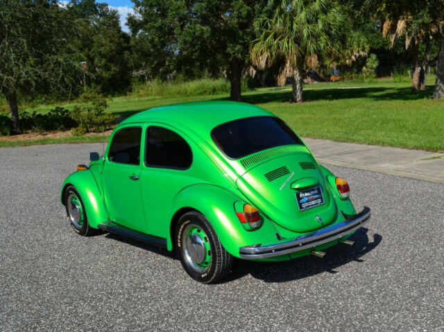 Volkswagen Beetle - Classic 1970 image number 2