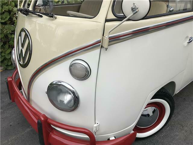 Volkswagen Bus/Vanagon 1969 image number 2