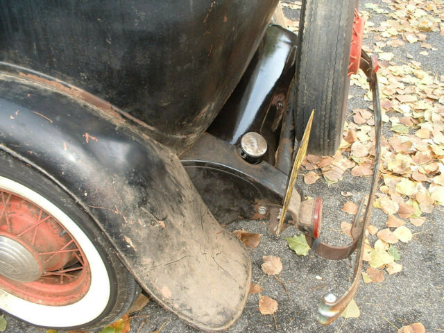 Ford Model B 1932 image number 7