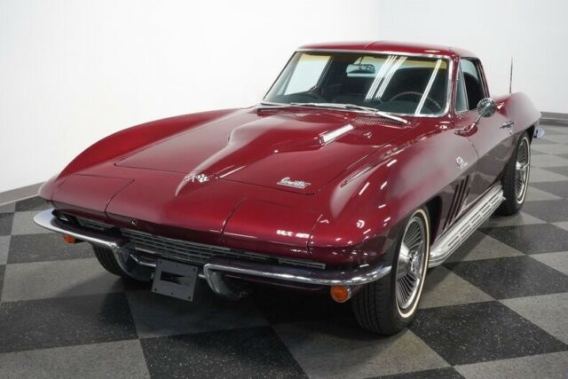 Chevrolet Corvette 1966 image number 20