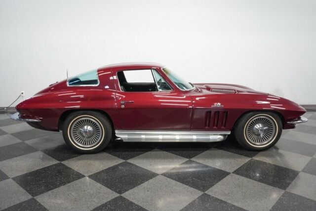 Chevrolet Corvette 1966 image number 39