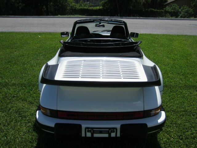 Porsche 911 1976 image number 38