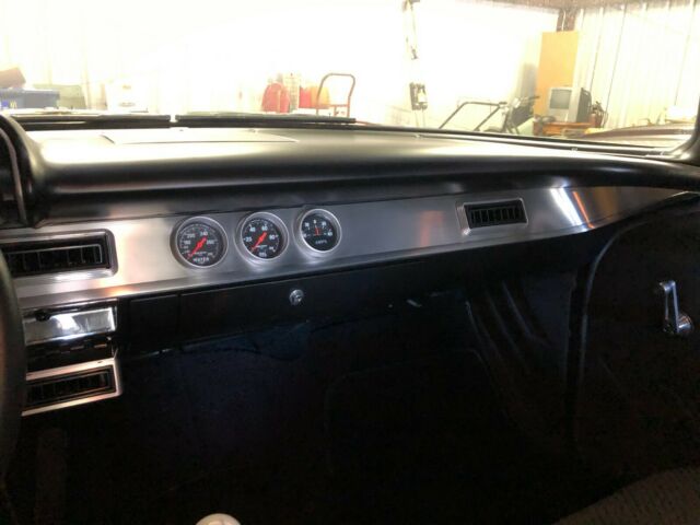 Chevrolet Bel Air/150/210 1957 image number 10