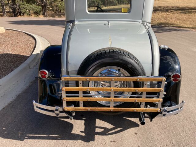 Ford Model A 1930 image number 3