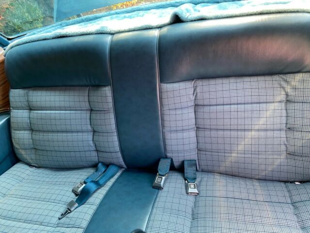 Cadillac Eldorado 1977 image number 11