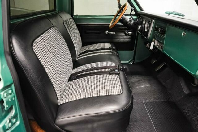 Chevrolet C-10 1967 image number 39