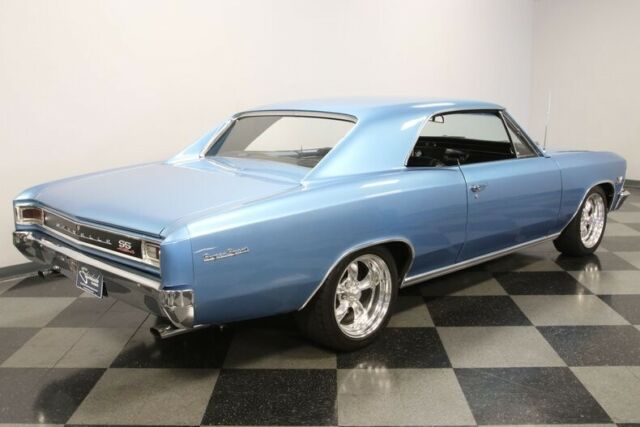 Chevrolet Chevelle 1966 image number 13