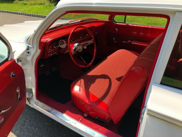 Chevrolet Bel Air/150/210 1962 image number 13