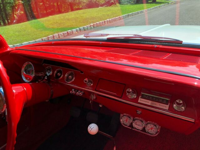 Chevrolet Bel Air/150/210 1962 image number 15