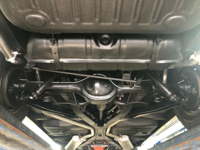 Chevrolet Bel Air/150/210 1962 image number 21