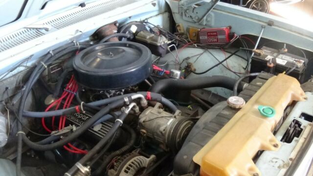 Dodge Power Wagon 1975 image number 15