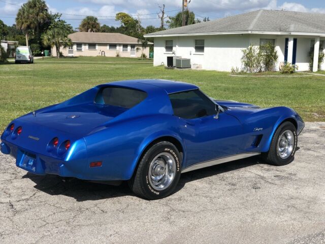 Chevrolet Corvette 1974 image number 29
