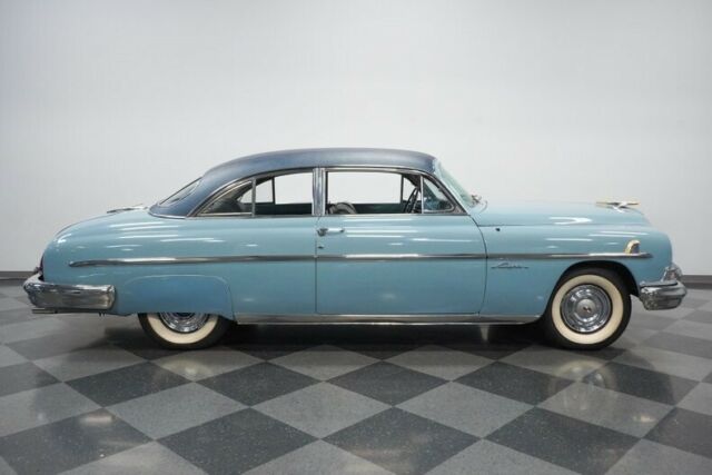 Lincoln Cosmopolitan 1951 image number 15