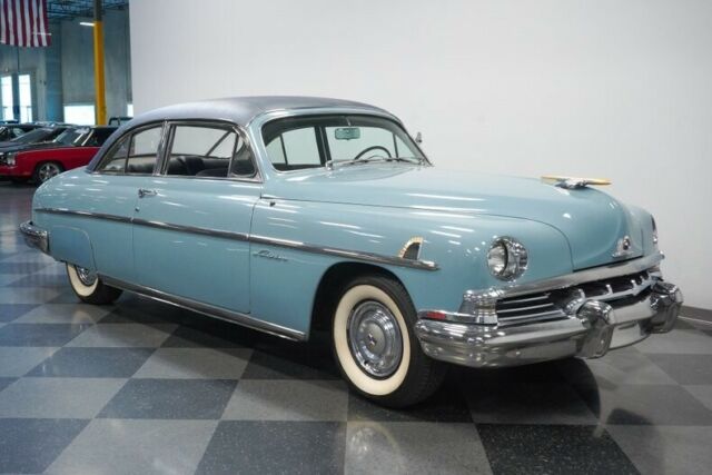 Lincoln Cosmopolitan 1951 image number 17