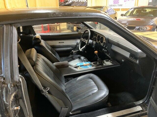 Ford Mustang 1977 image number 11