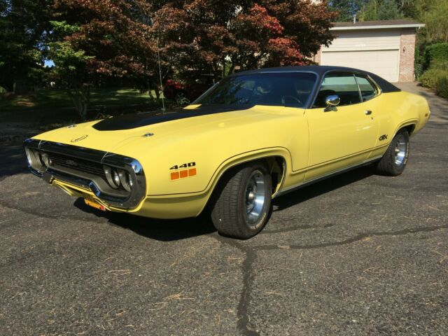 Plymouth GTX 1971 image number 0