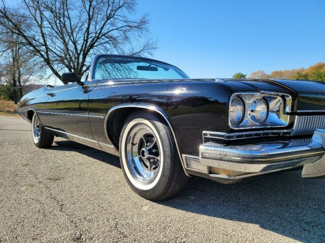 Buick Centurion 1973 image number 38