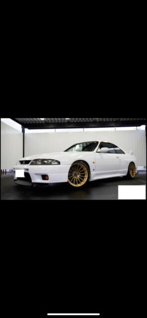 Nissan Skyline R33 GT-R V-Spec Series 2 1966 image number 13