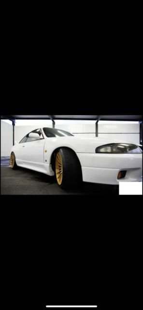 Nissan Skyline R33 GT-R V-Spec Series 2 1966 image number 40