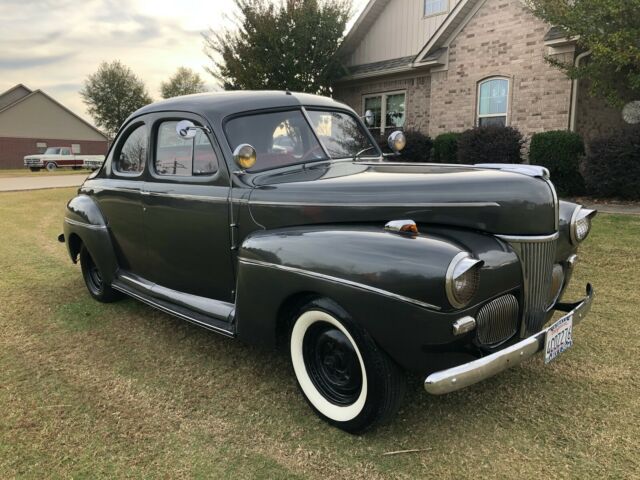 Ford Deluxe 1941 image number 6