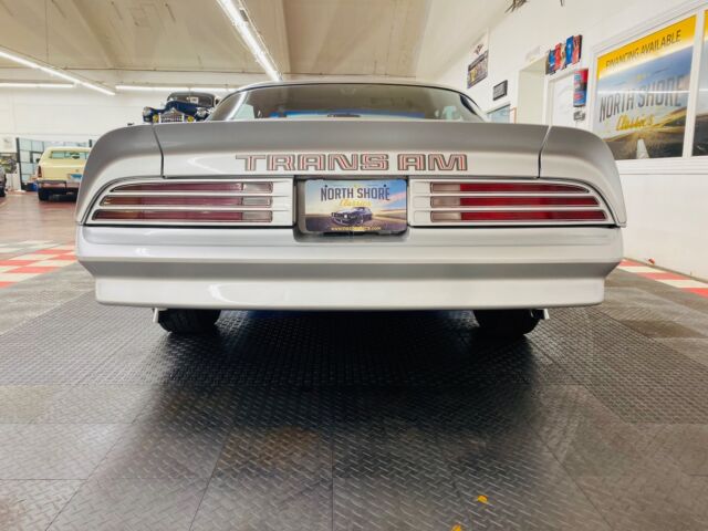 Pontiac Firebird 1977 image number 18