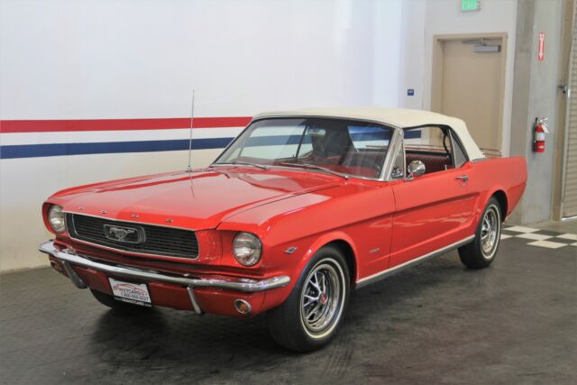 Ford Mustang 1966 image number 10