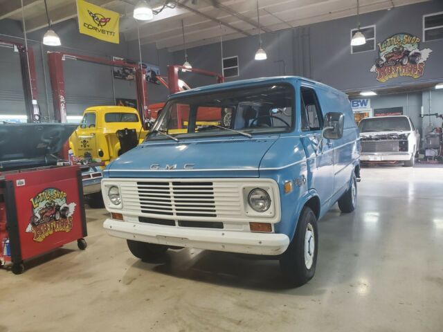 GMC Vandura 1974 image number 24