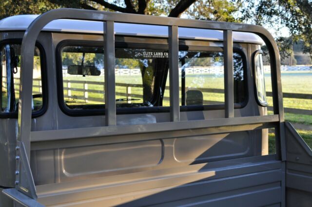 Toyota Land Cruiser 1979 image number 18