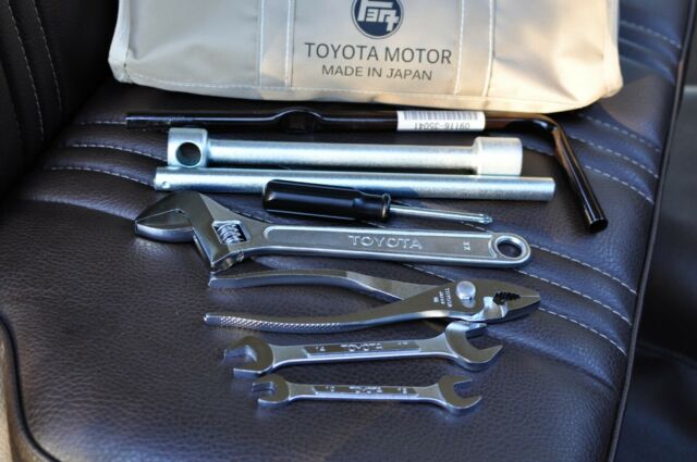 Toyota Land Cruiser 1979 image number 22
