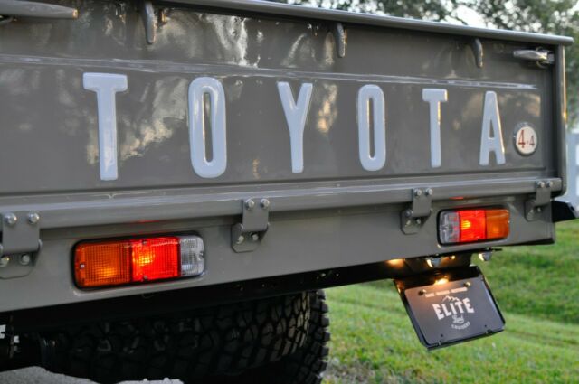 Toyota Land Cruiser 1979 image number 30