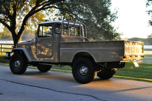 Toyota Land Cruiser 1979 image number 34