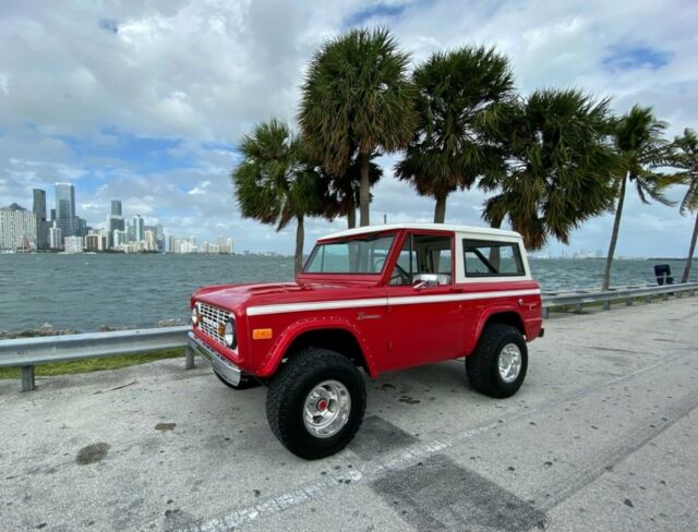 Ford Bronco 1972 image number 16
