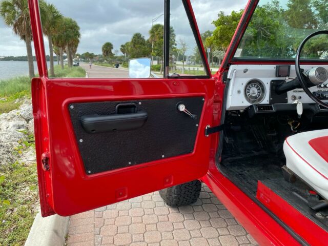 Ford Bronco 1972 image number 31