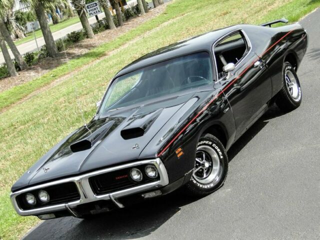 Dodge Charger 1971 image number 4