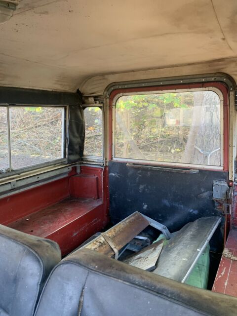 Land Rover Series IIa 1970 image number 7