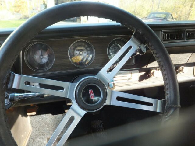 Oldsmobile Cutlass 1972 image number 9