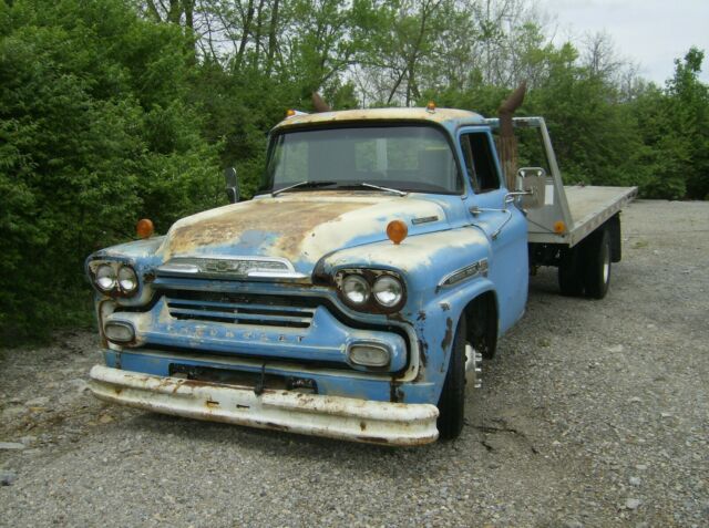 Chevrolet Chevy 1959 image number 10