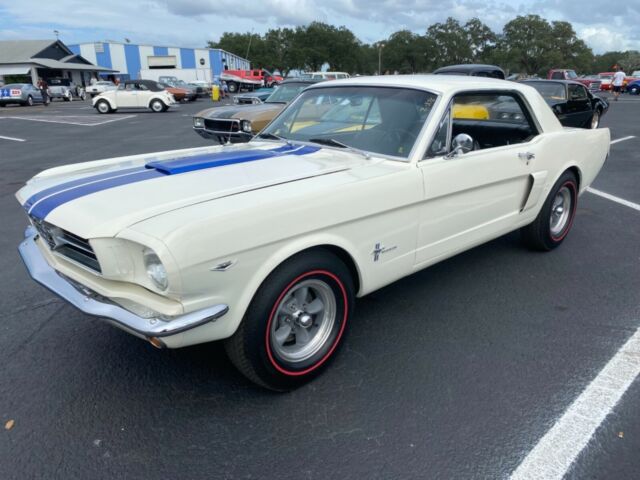 Ford Mustang 1967 image number 15