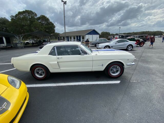 Ford Mustang 1967 image number 21