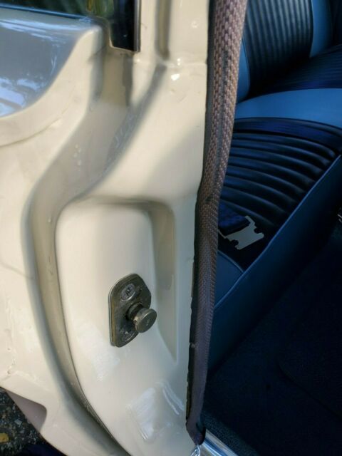 Ford Falcon 1965 image number 34