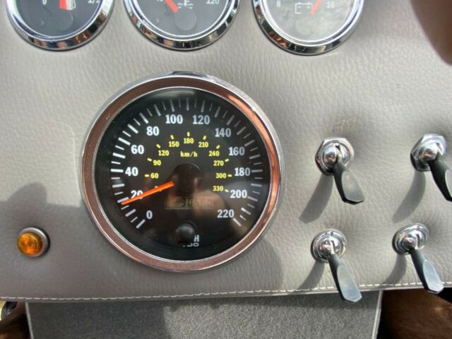 Shelby Cobra 1965 image number 9