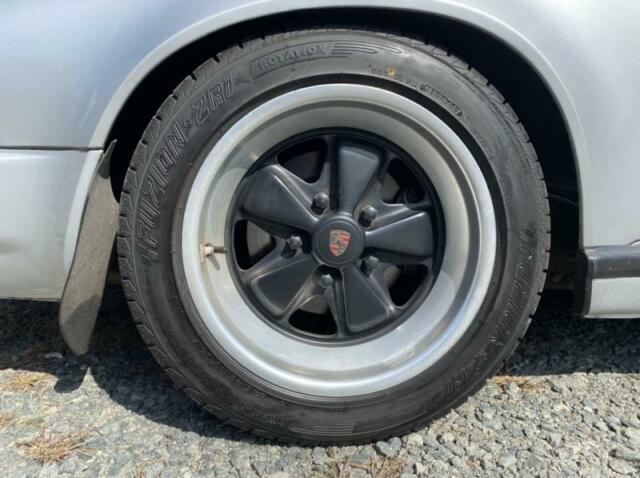 Porsche 911 1977 image number 32