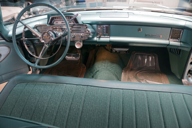 Mercury Monterey 2 Dr 383/280HP V8 Hardtop Fastback 1960 image number 23