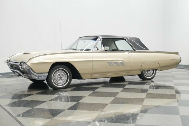 Ford Thunderbird 1963 image number 30