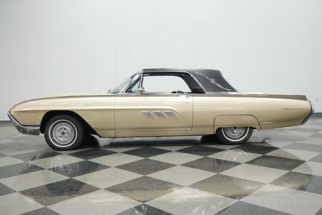 Ford Thunderbird 1963 image number 31