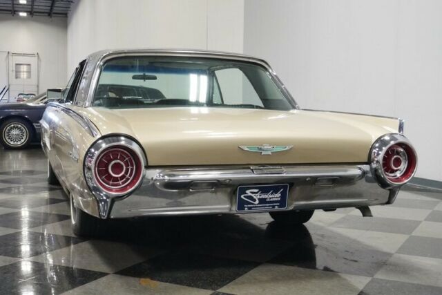 Ford Thunderbird 1963 image number 34