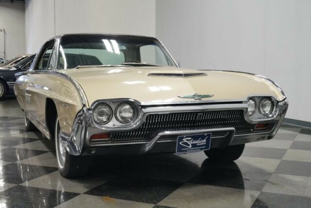Ford Thunderbird 1963 image number 42