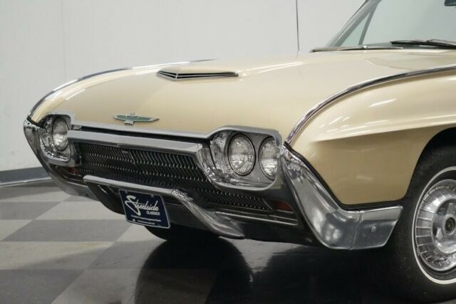Ford Thunderbird 1963 image number 46
